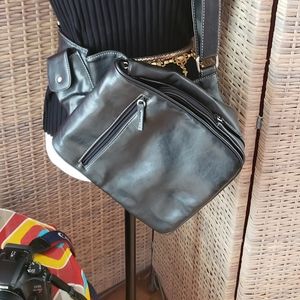 Kim Roger cross body bag